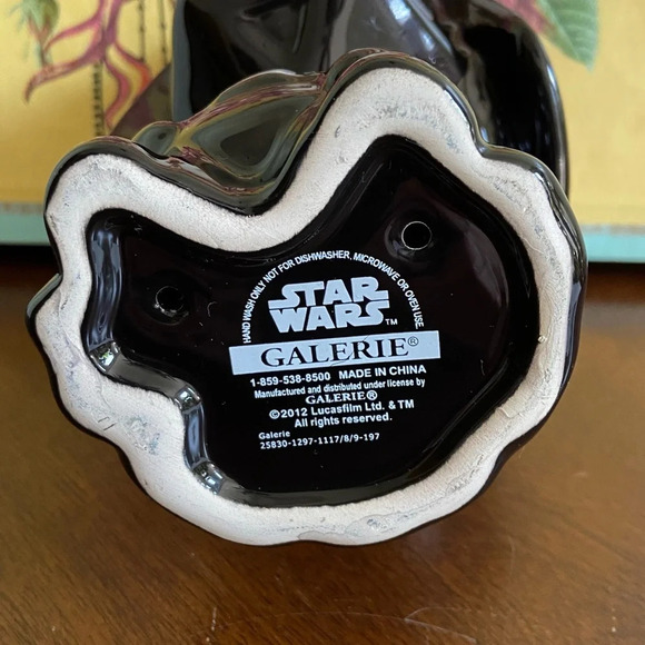 Star Wars Darth Vader ceramic goblet/ hot chocolate/ planter by Galerie 2012. - Picture 6 of 9